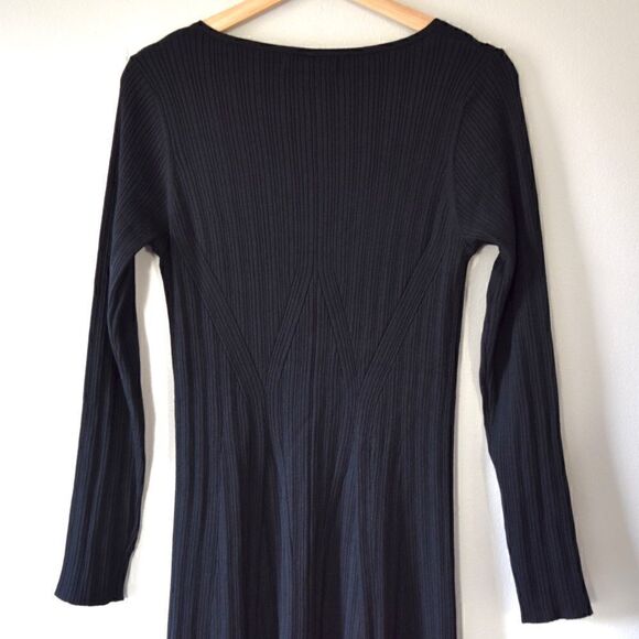 BANANA REPUBLIC Ribbed V-Neck Sweater Dress, Black, Size Small NWT $150 - Picture 10 of 15